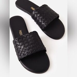 TKEES Betty Leather Sandal Black